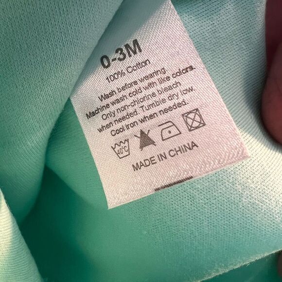 New Oeka-Tex 3-piece Baby Infant Hat, Mittens & Socks Green Stripe 0-3 months - Picture 5 of 6